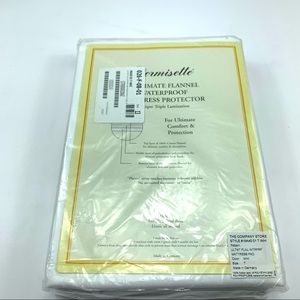 Dormisette ultimate flannel mattress protector